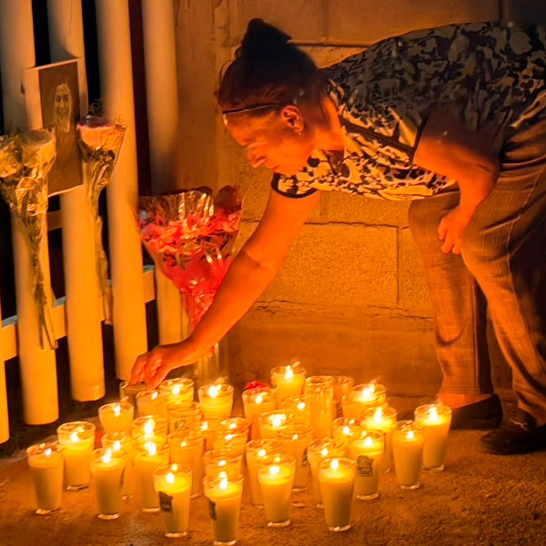 Colocan Altar en Memoria de Subdirectora Fallecida Durante Ataque en Torreón